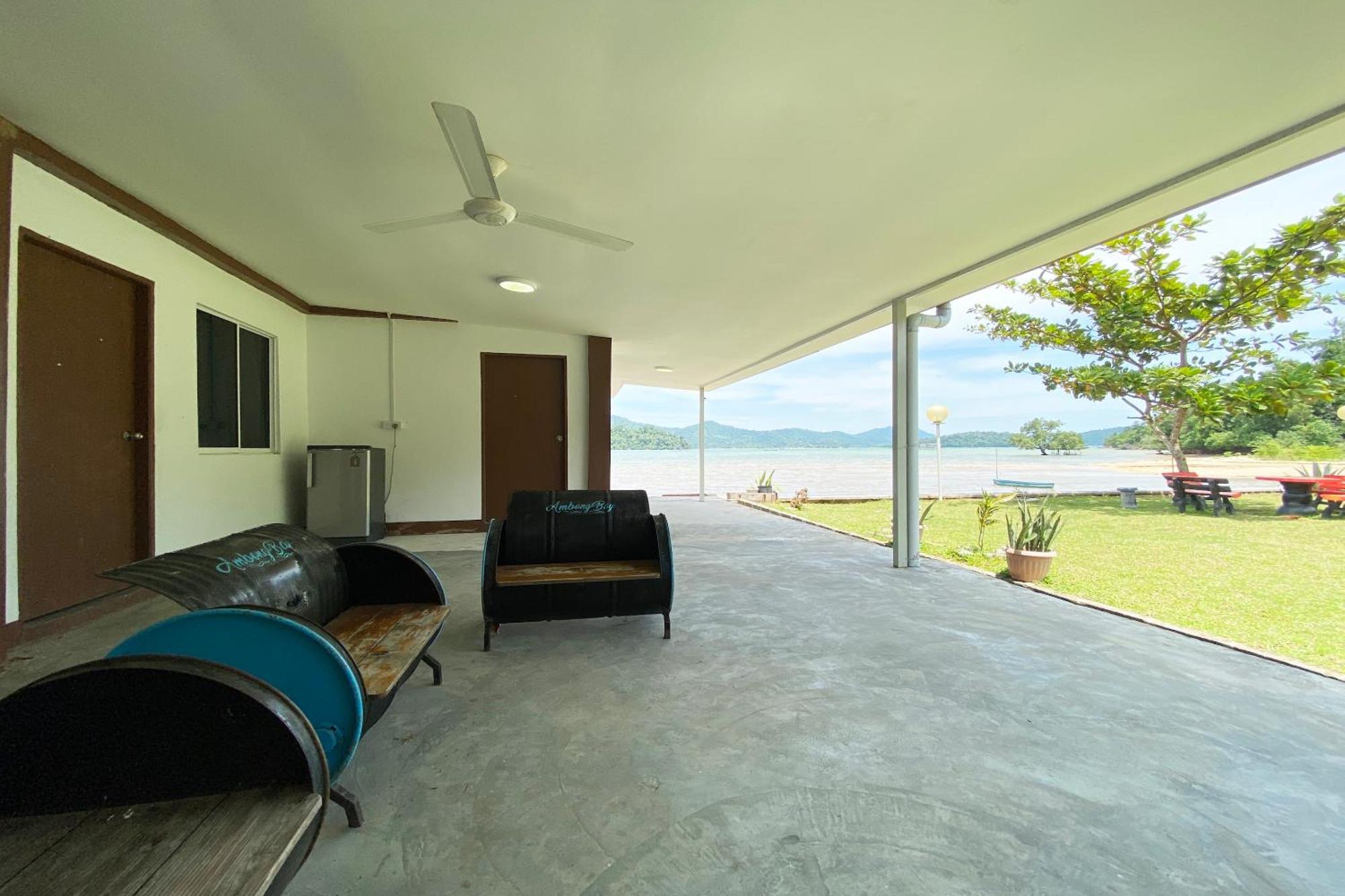 Oyo 90317 Ambong Bay Resthouse Hotel Kota Kinabalu Exterior photo