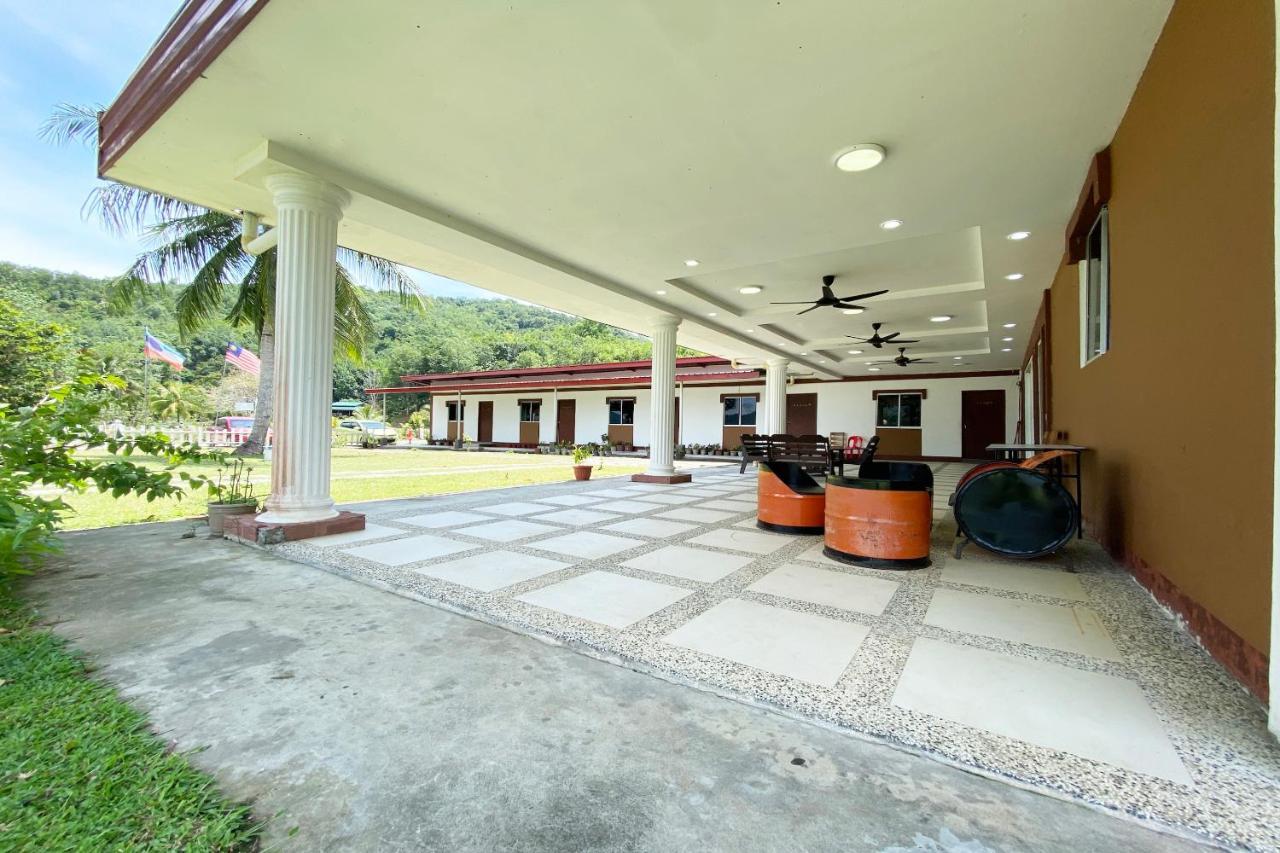 Oyo 90317 Ambong Bay Resthouse Hotel Kota Kinabalu Exterior photo